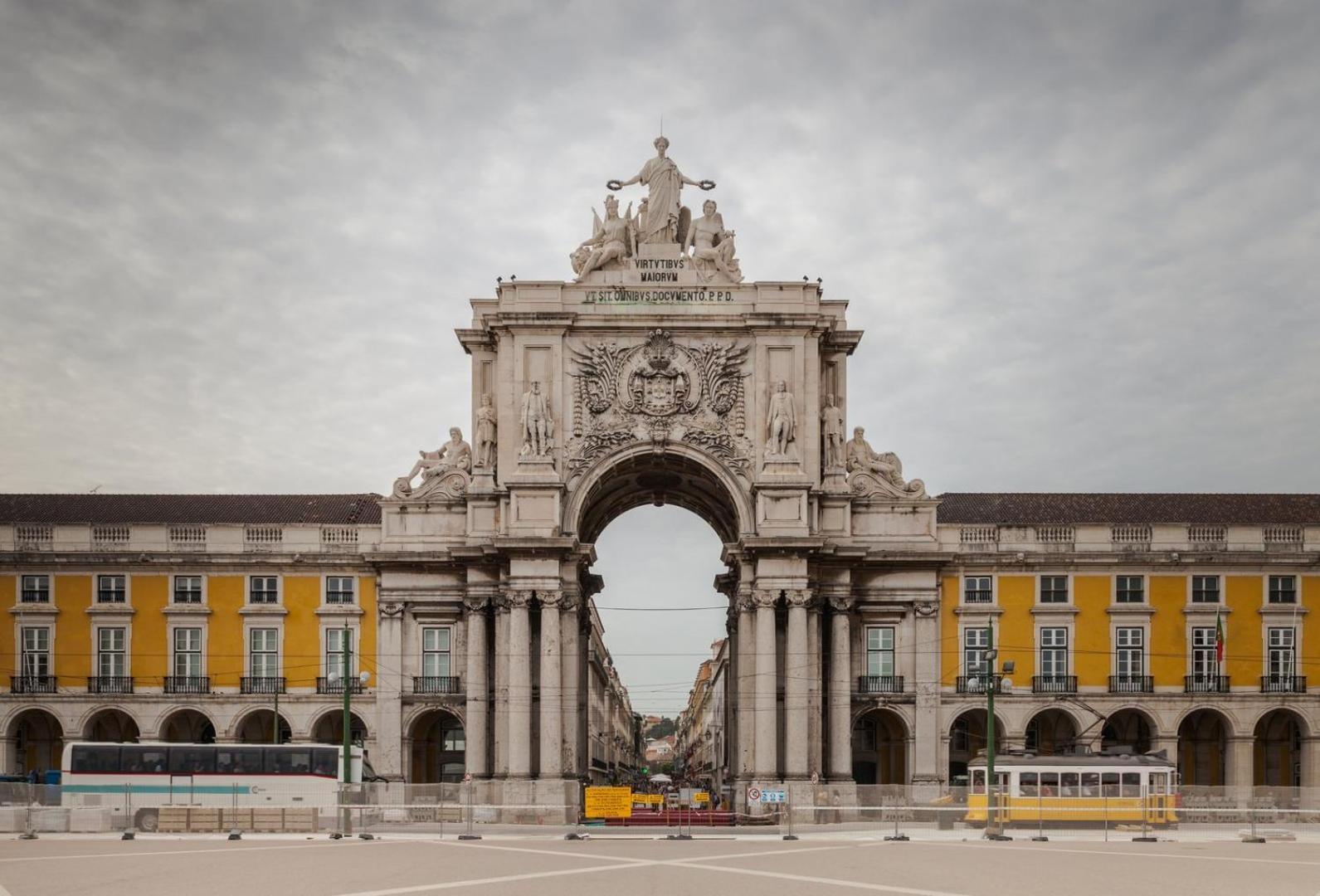 Guestready - Sunny And Chic Flat Fits 4 In Santos Apartment Lissabon